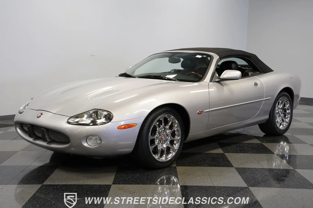 2001 Jaguar X100 XKR - Image 6 of 12