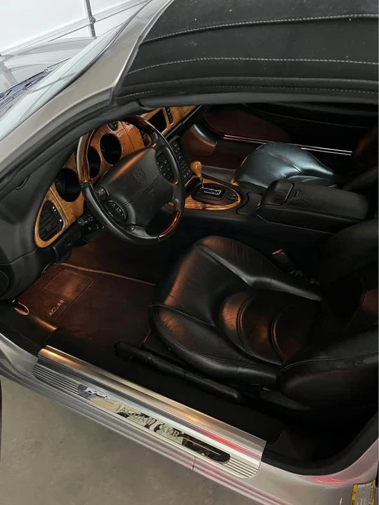 2001 Jaguar X100 XKR - Image 8 of 10