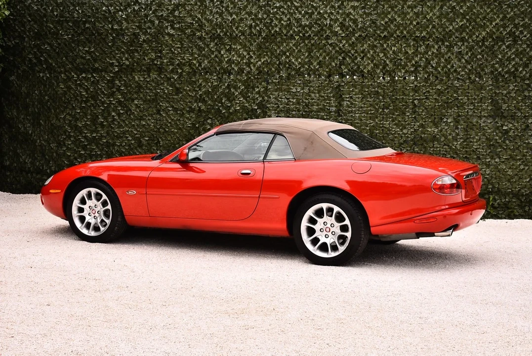 2001 Jaguar X100 XKR - Image 19 of 31