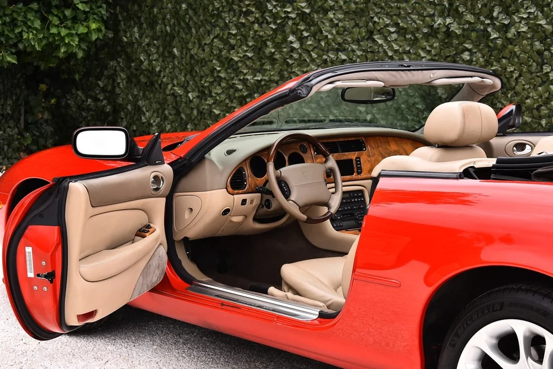 2001 Jaguar X100 XKR - Image 23 of 31
