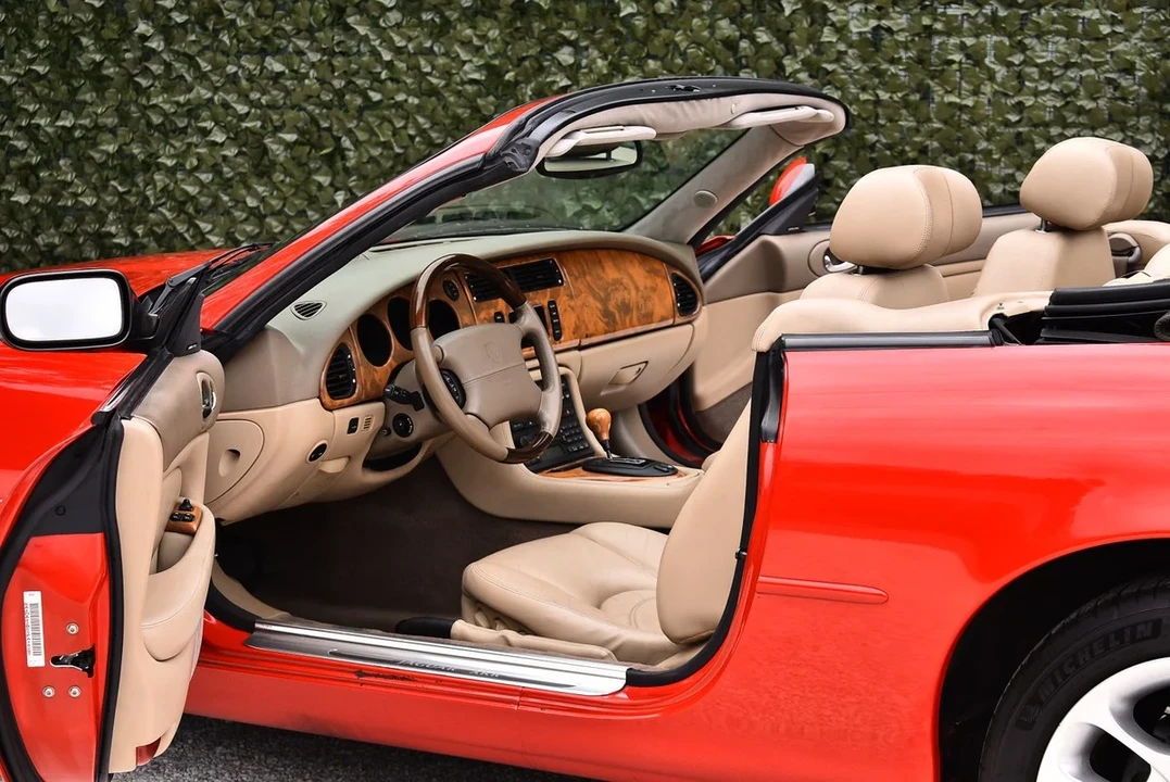 2001 Jaguar X100 XKR - Image 24 of 31