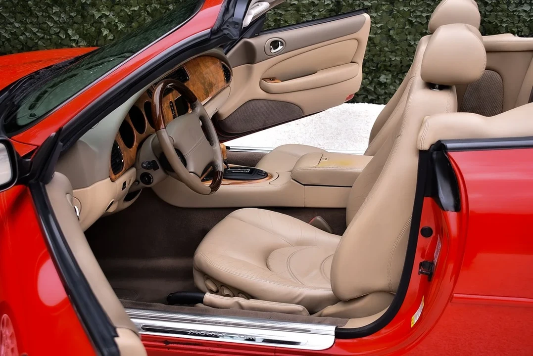 2001 Jaguar X100 XKR - Image 26 of 31
