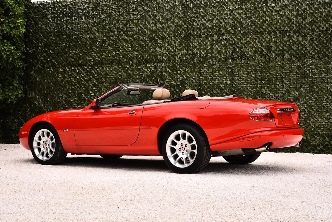 2001 Jaguar X100 XKR - Image 16 of 31
