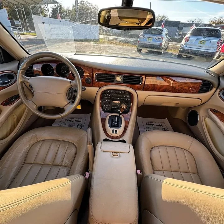 2001 Jaguar X308 XJ - Image 10 of 20