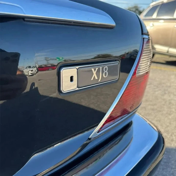 2001 Jaguar X308 XJ - Image 8 of 20