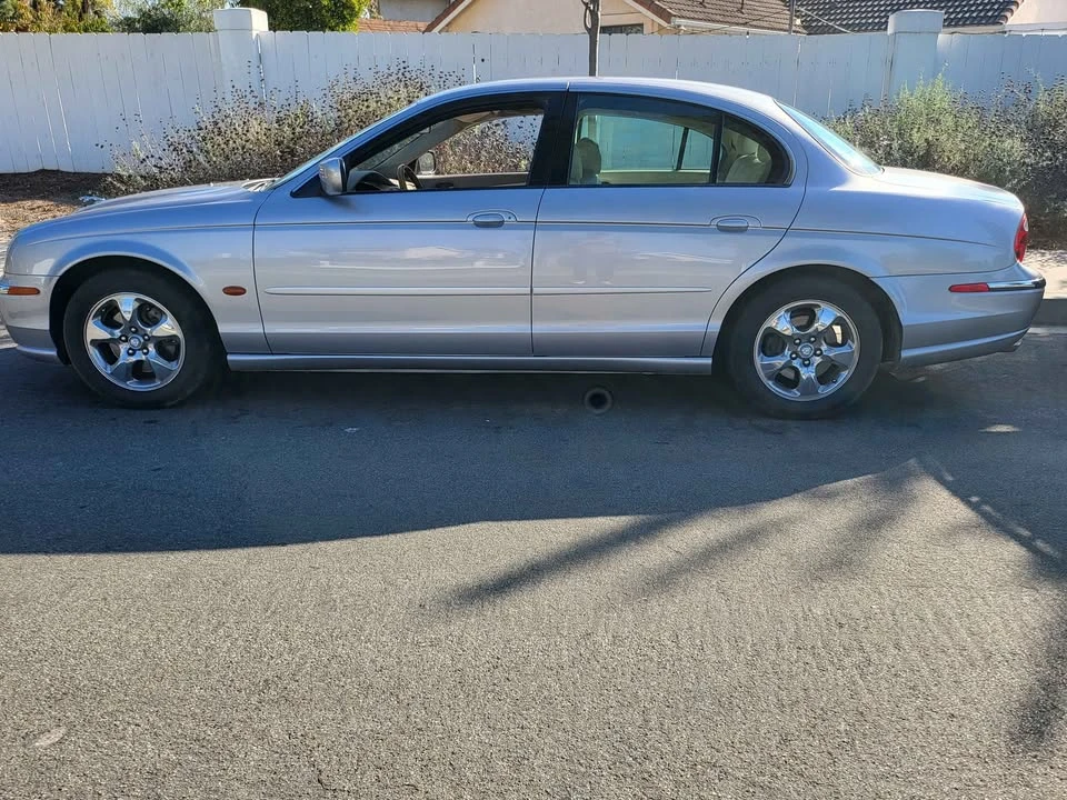 2001 Jaguar S-Type 2nd Gen - Image 2 of 4