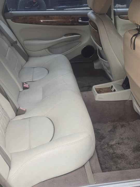 2001 Jaguar X308 XJ - Image 4 of 8