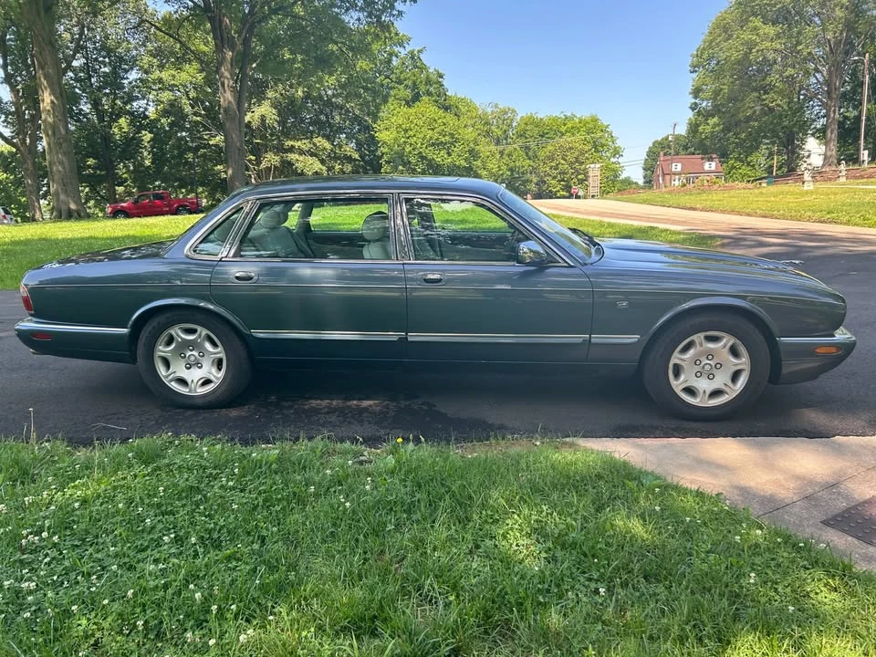 2001 Jaguar X308 XJ - Image 4 of 20