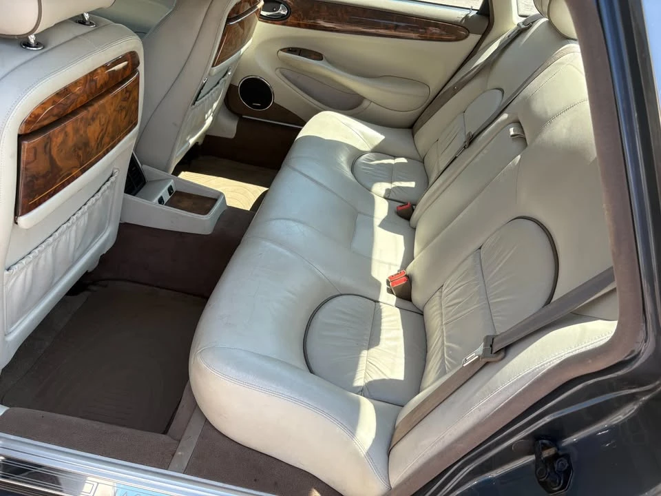 2001 Jaguar X308 XJ - Image 6 of 20