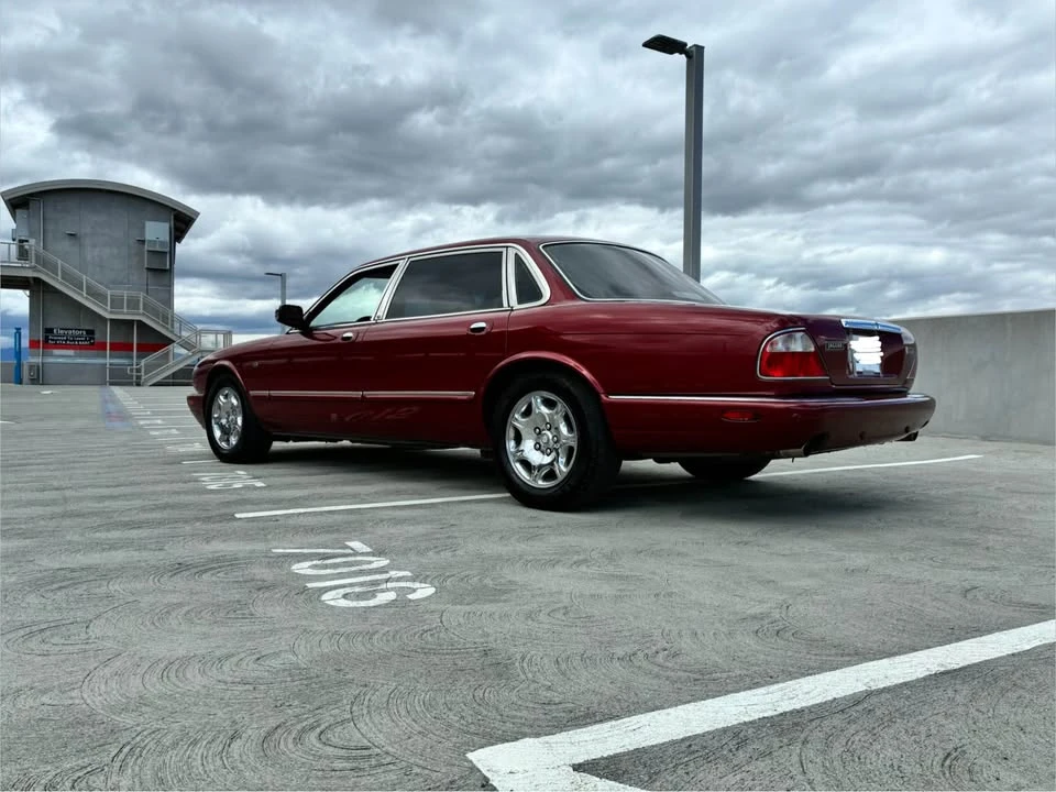 2001 Jaguar X308 XJ - Image 5 of 10