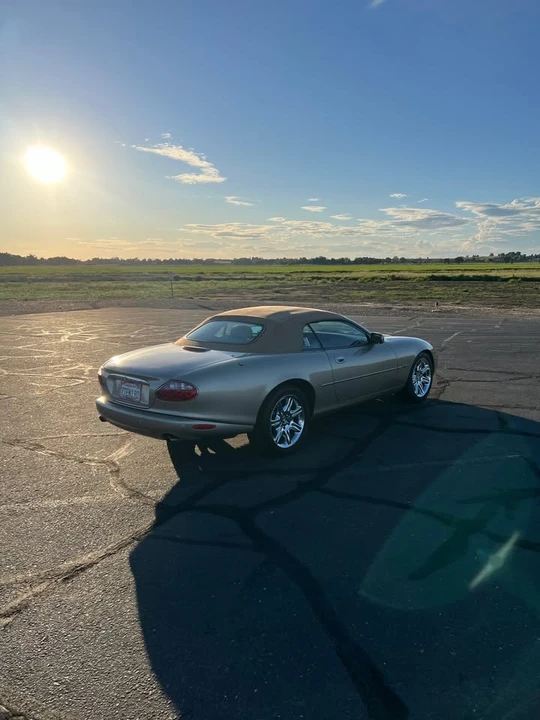 2001 Jaguar X100 XK8 - Image 4 of 8