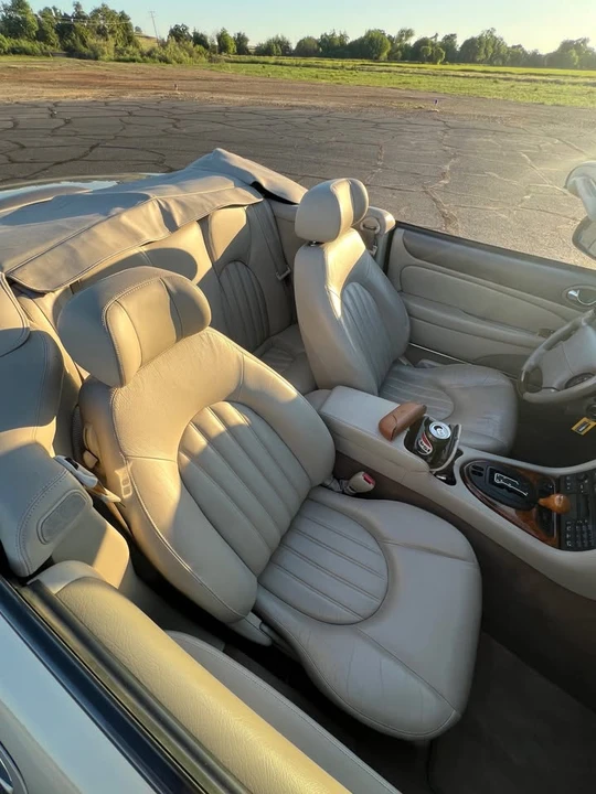 2001 Jaguar X100 XK8 - Image 7 of 8