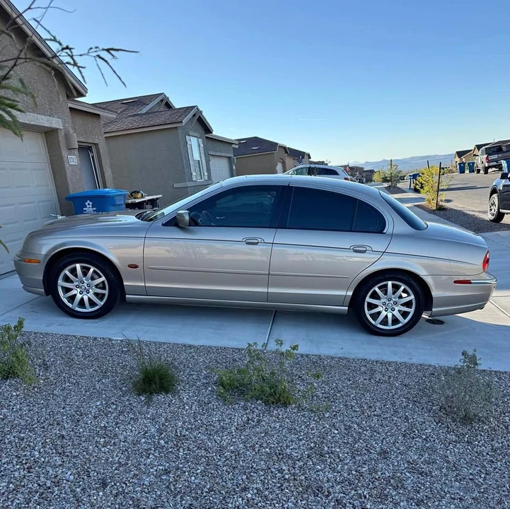 2001 Jaguar X-Type - Image 1 of 7