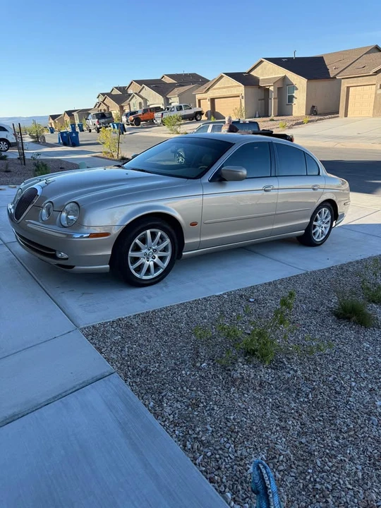2001 Jaguar X-Type - Image 2 of 7