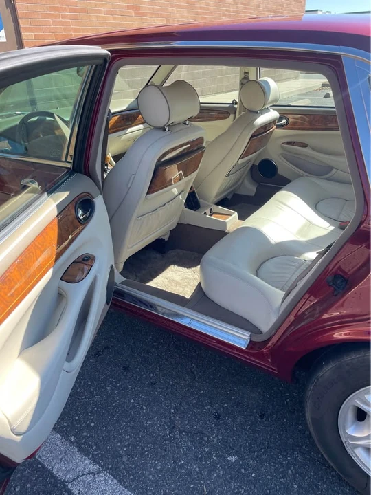 2001 Jaguar X308 XJ - Image 4 of 9
