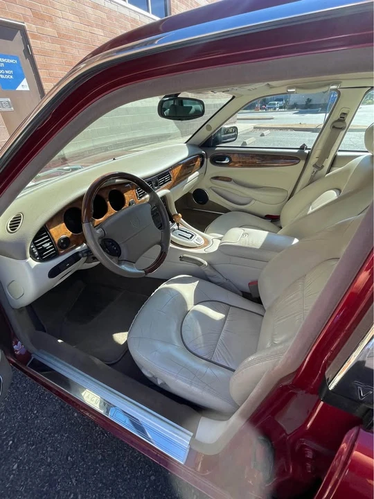 2001 Jaguar X308 XJ - Image 6 of 9