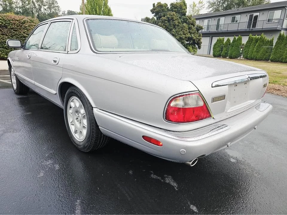 2001 Jaguar X308 XJ - Image 3 of 16