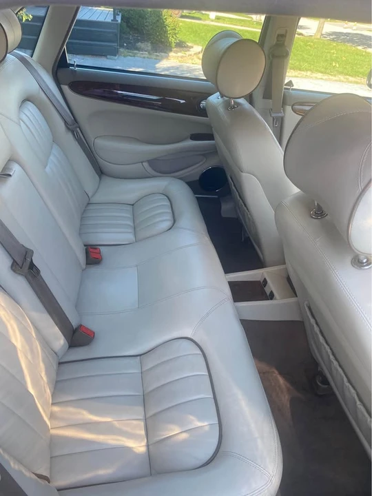 2001 Jaguar X308 XJ - Image 8 of 10