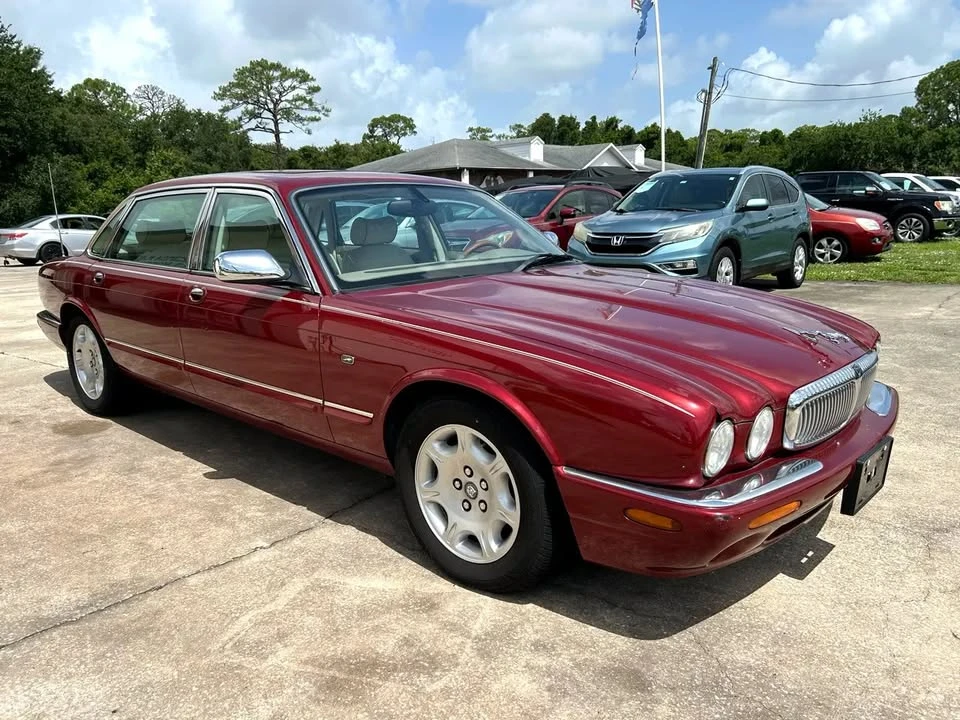 2001 Jaguar X308 XJ - Image 2 of 20