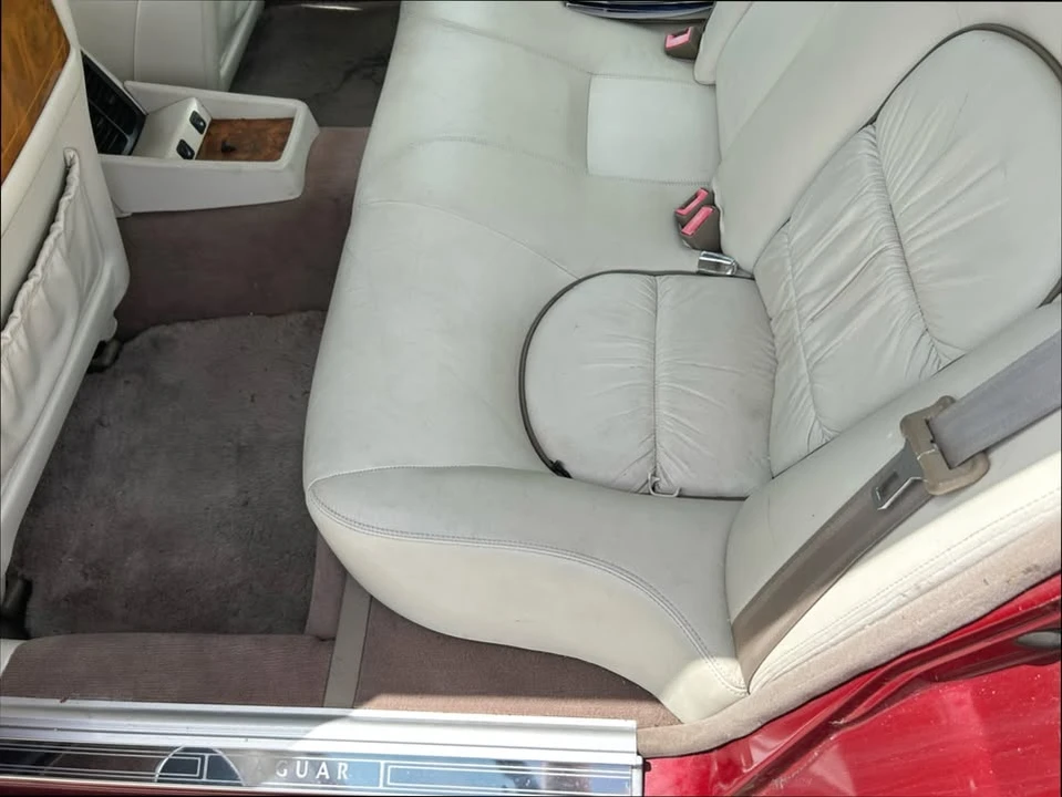 2001 Jaguar X308 XJ - Image 6 of 17