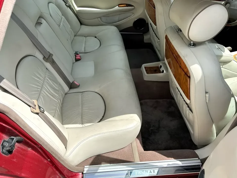 2001 Jaguar X308 XJ - Image 10 of 19