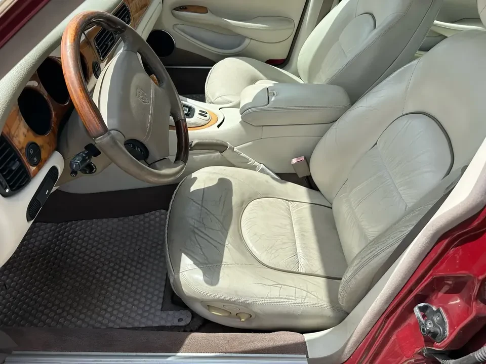 2001 Jaguar X308 XJ - Image 8 of 19