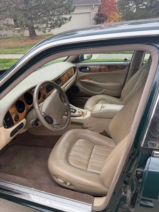 2001 Jaguar X308 XJ - Image 7 of 9