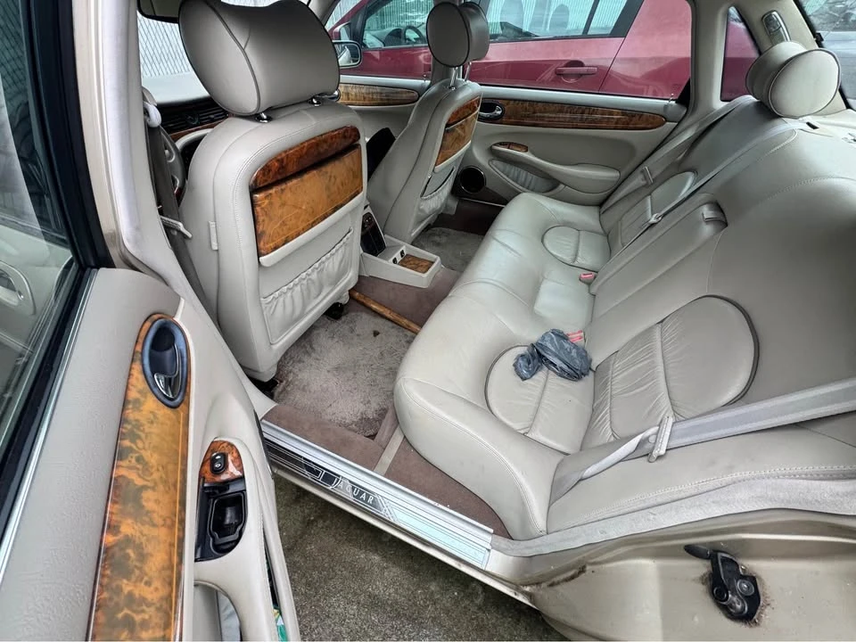 2001 Jaguar X308 XJ - Image 5 of 7