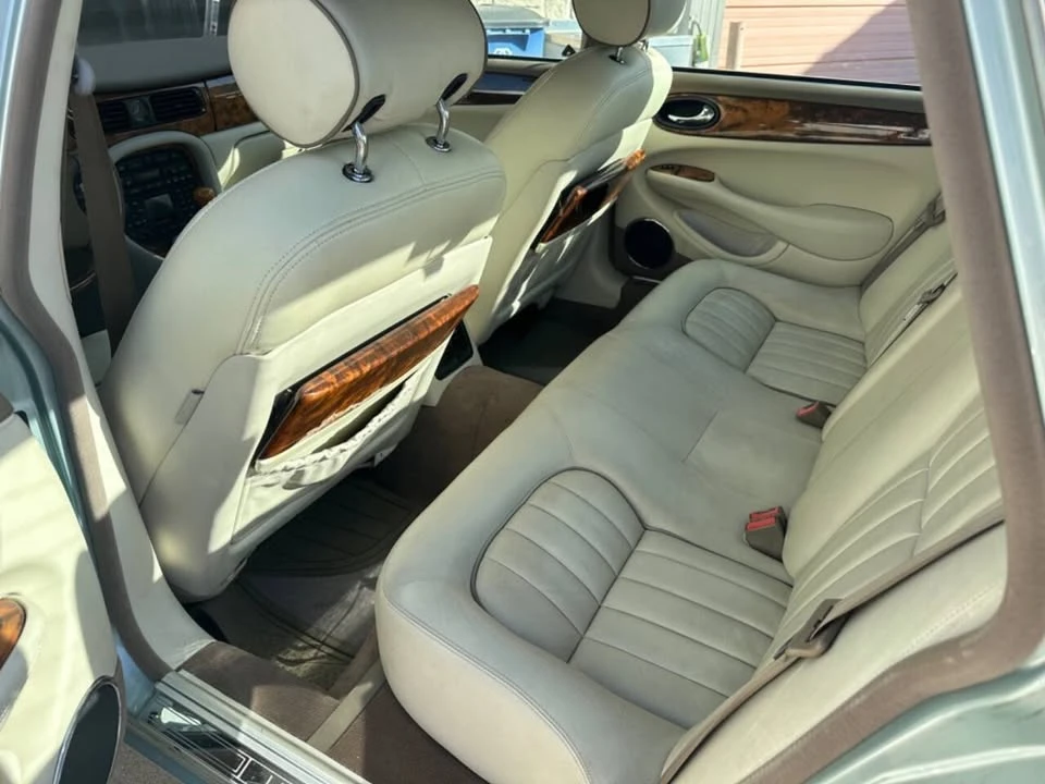 2001 Jaguar X308 XJ - Image 11 of 15