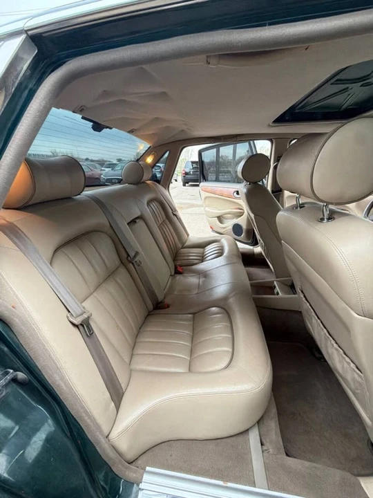 2001 Jaguar X308 XJ - Image 10 of 12