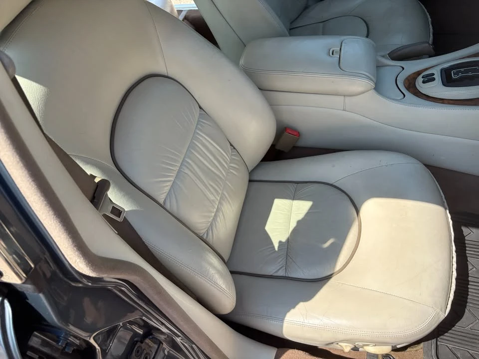 2001 Jaguar X308 XJ - Image 6 of 19