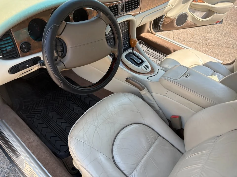 2001 Jaguar X308 XJ - Image 7 of 19