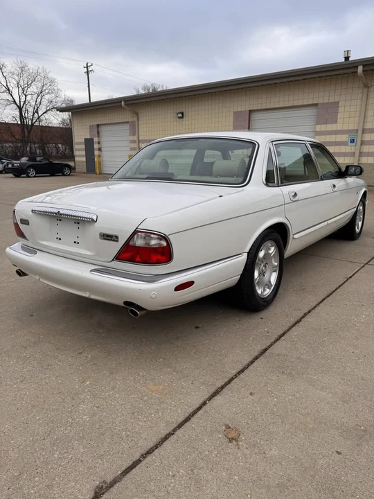 2001 Jaguar X308 XJ - Image 6 of 20