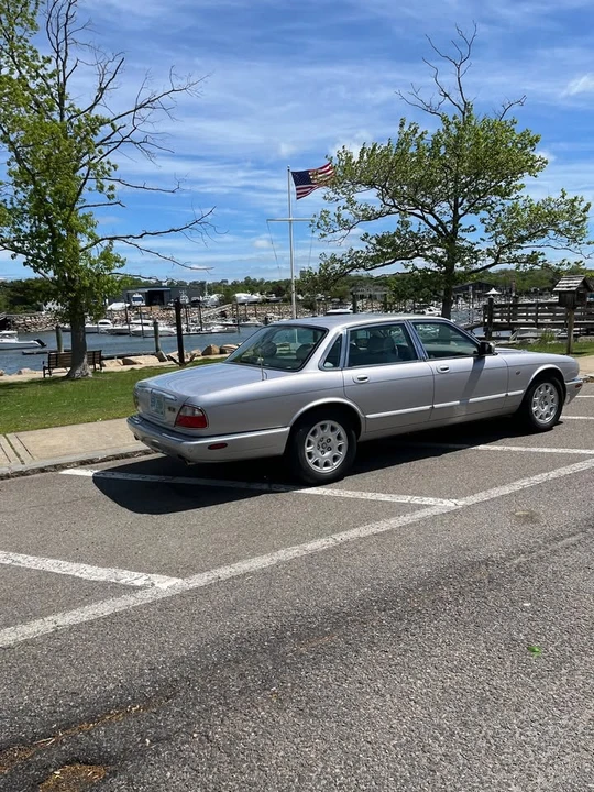 2001 Jaguar X308 XJ - Image 3 of 15