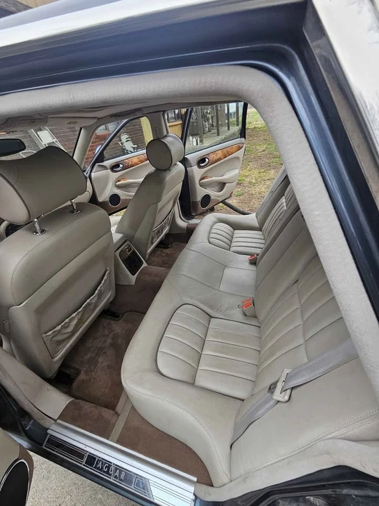 2001 Jaguar X308 XJ - Image 13 of 19
