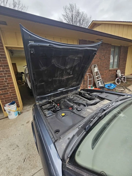 2001 Jaguar X308 XJ - Image 2 of 19