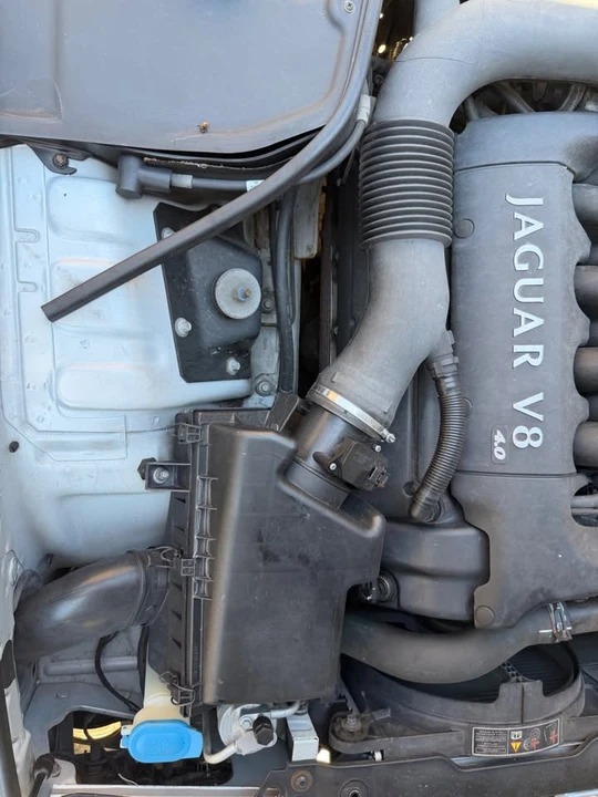 2001 Jaguar X308 XJ - Image 15 of 15