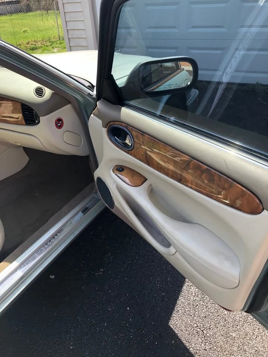 2001 Jaguar X308 XJ - Image 12 of 20