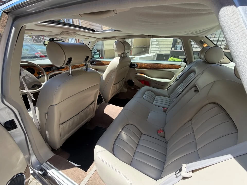 2001 Jaguar X308 XJ - Image 9 of 15