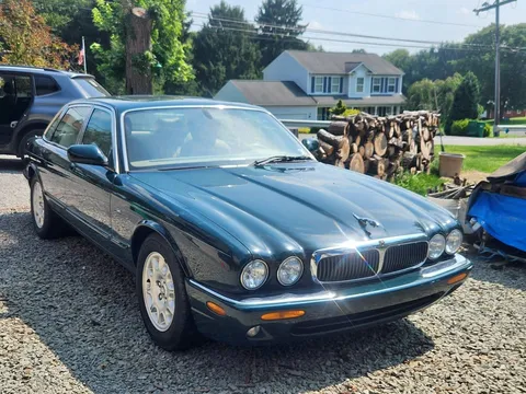 2001 Jaguar XJ8