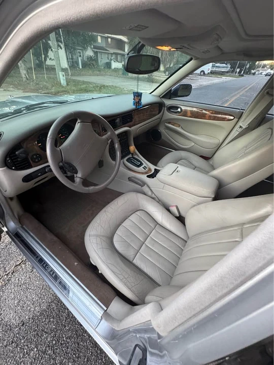 2001 Jaguar X308 XJ - Image 6 of 7