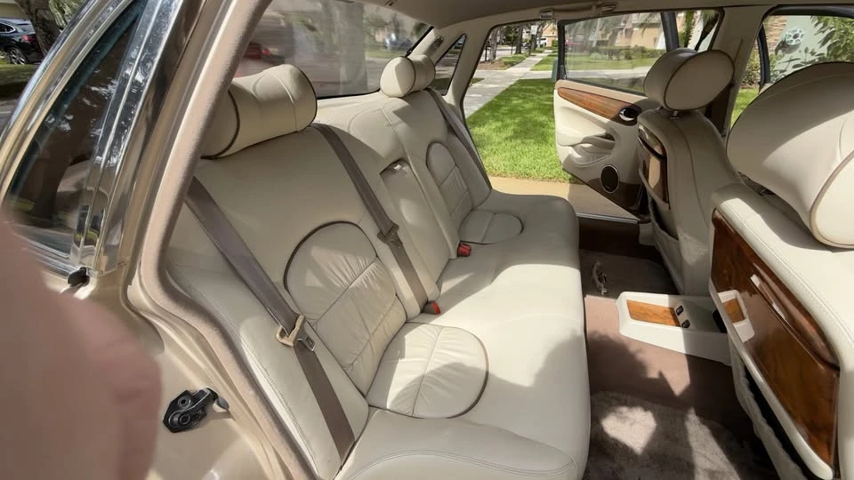 2001 Jaguar X308 XJ - Image 8 of 18