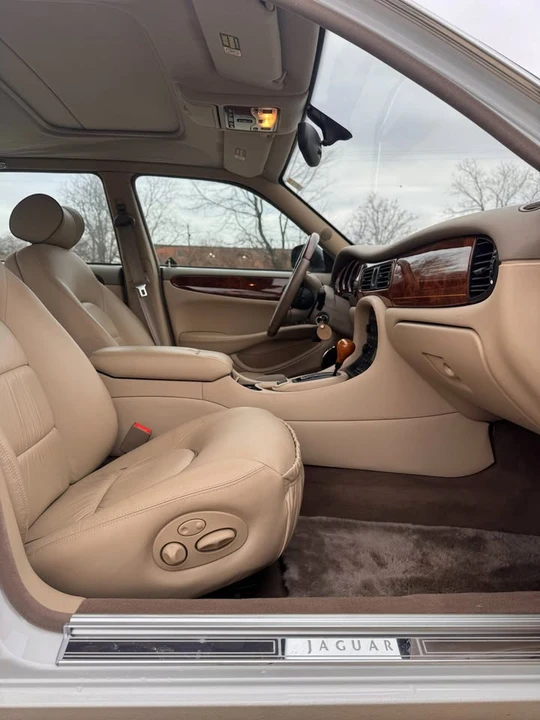 2001 Jaguar X308 XJ - Image 15 of 19