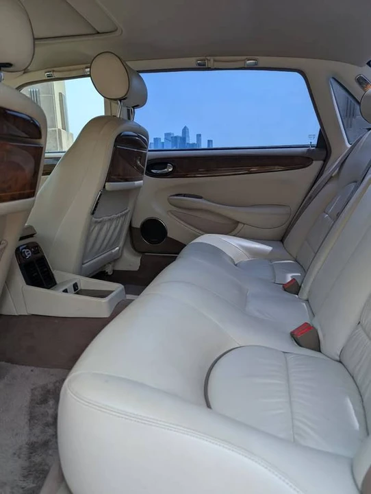 2001 Jaguar X308 XJ - Image 13 of 15