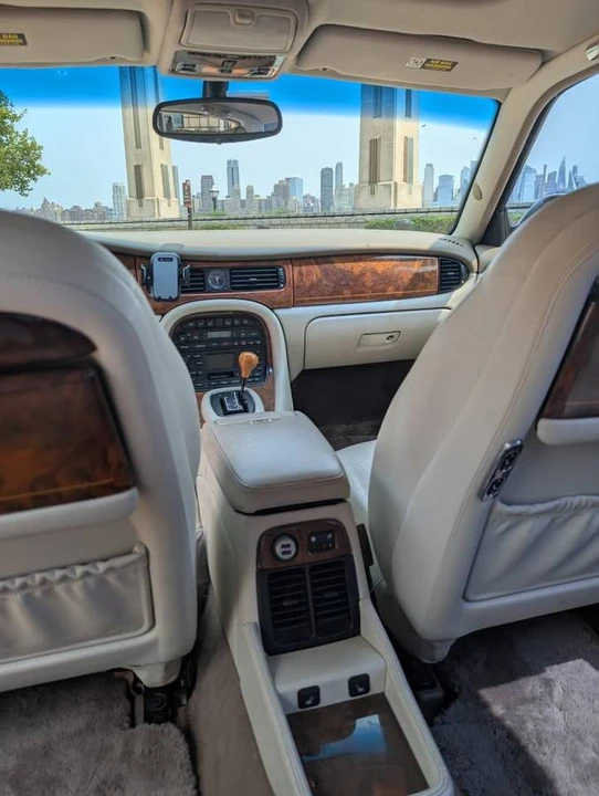 2001 Jaguar X308 XJ - Image 14 of 15