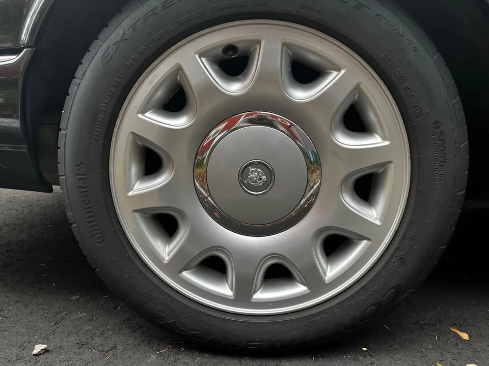 2001 Jaguar X308 XJR - Image 18 of 19