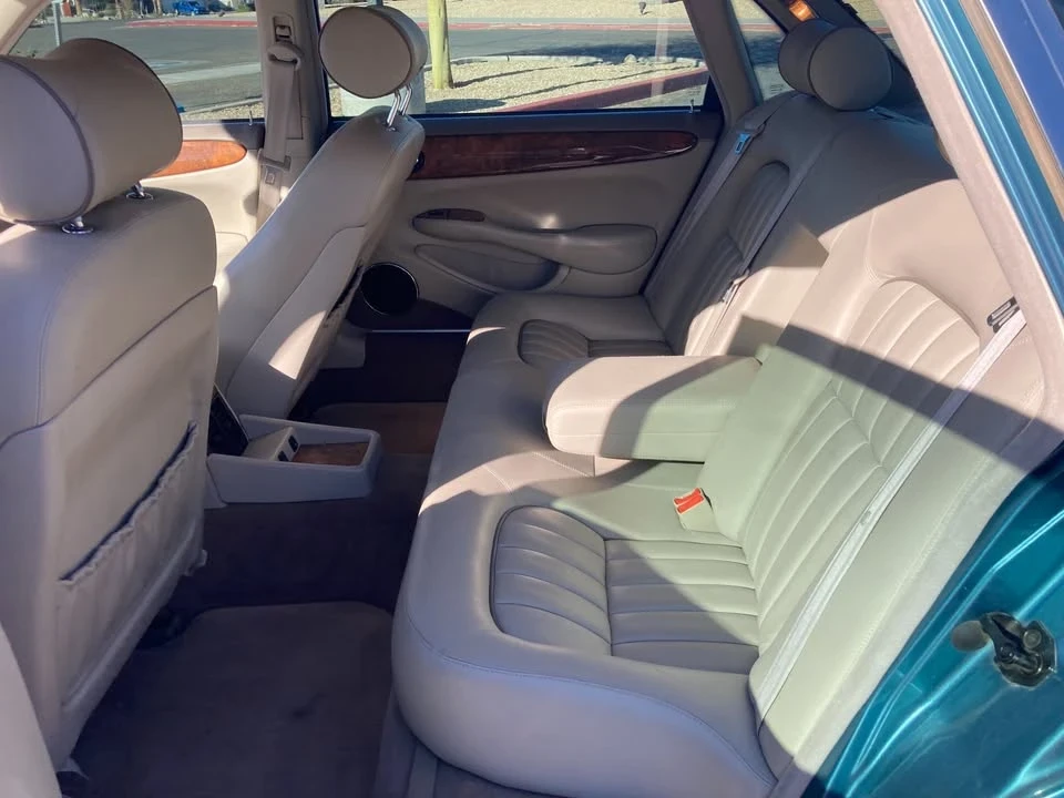 2001 Jaguar X308 XJ - Image 14 of 18
