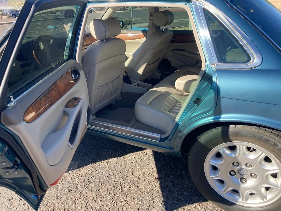 2001 Jaguar X308 XJ - Image 7 of 18