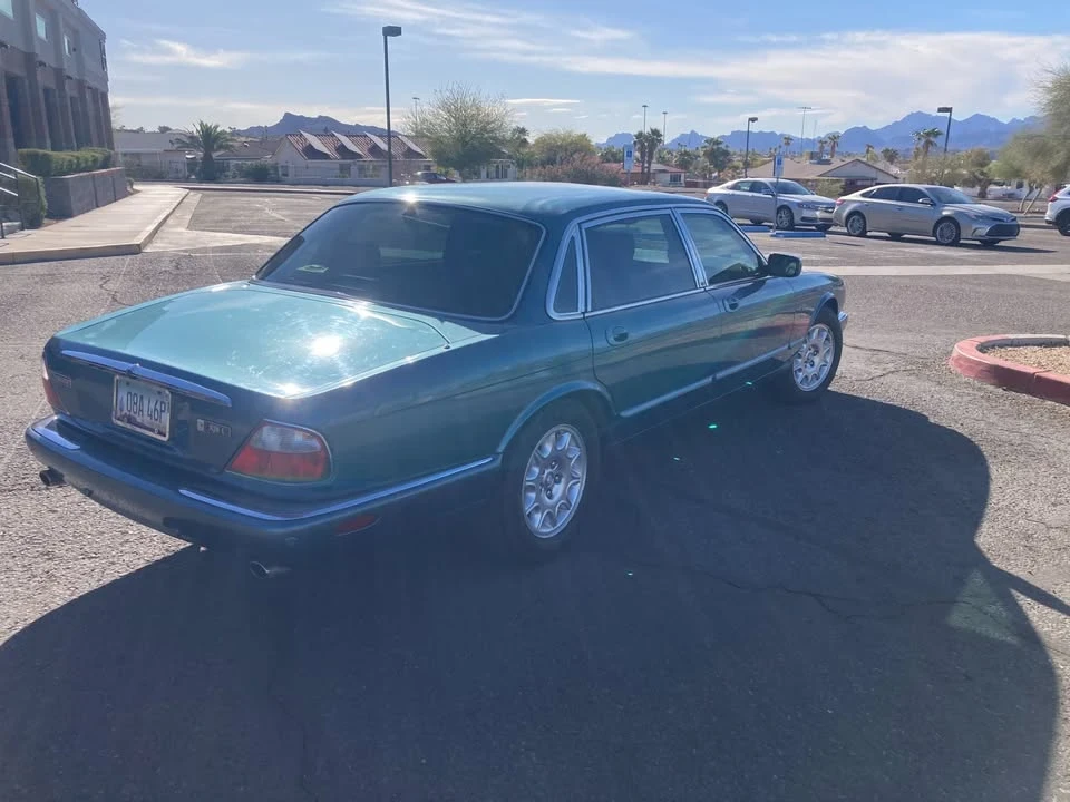 2001 Jaguar X308 XJ - Image 10 of 18
