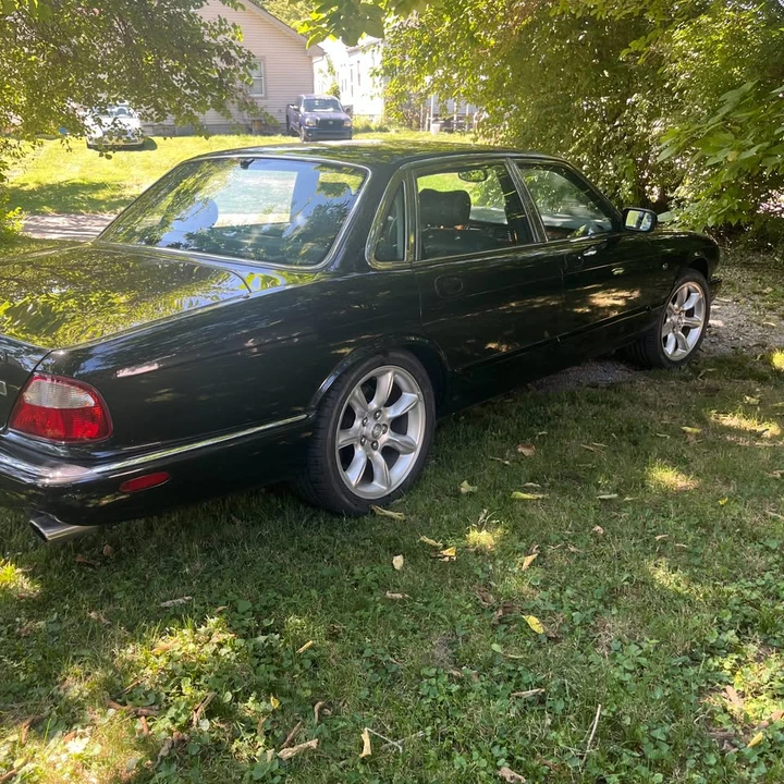 2001 Jaguar X308 XJR - Image 4 of 19
